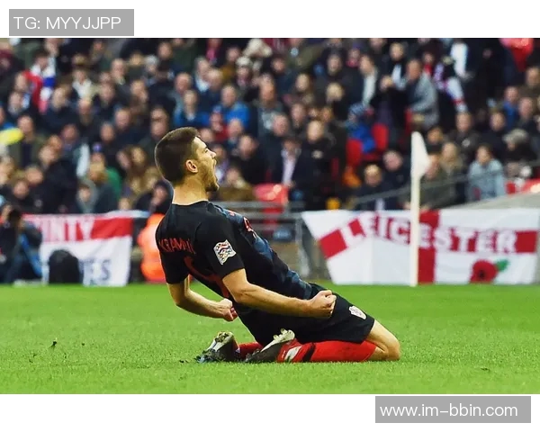 崔鹏解读留洋生存法则:在欧洲足球中拼搏才是唯一出路 崔鹏解读留洋生存法则:在欧洲足球中拼搏才是唯一出路