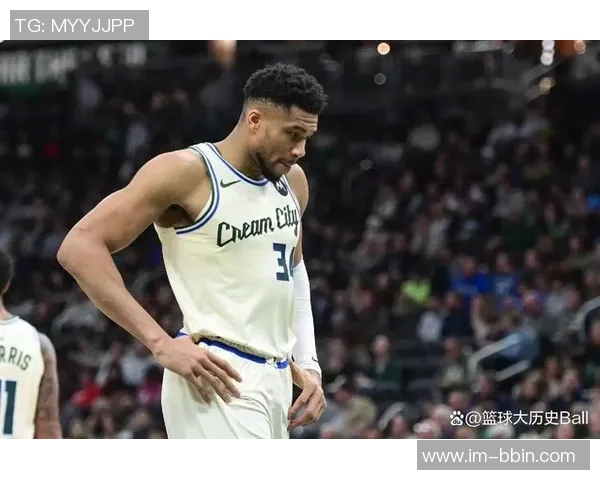 库里本场表现依旧强劲EPM值排名联盟第四仅次于亚约与字母哥